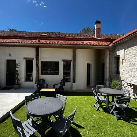 La Cabane Aparthotel Sainte-Gemme-la-Plaine