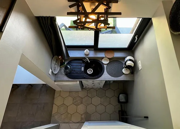 La Cabane 3* Sainte-Gemme-la-Plaine